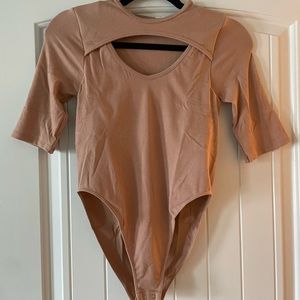 Fabletics Finely Cutout Seamless Bodysuit. Size M. Never Worn w Tags